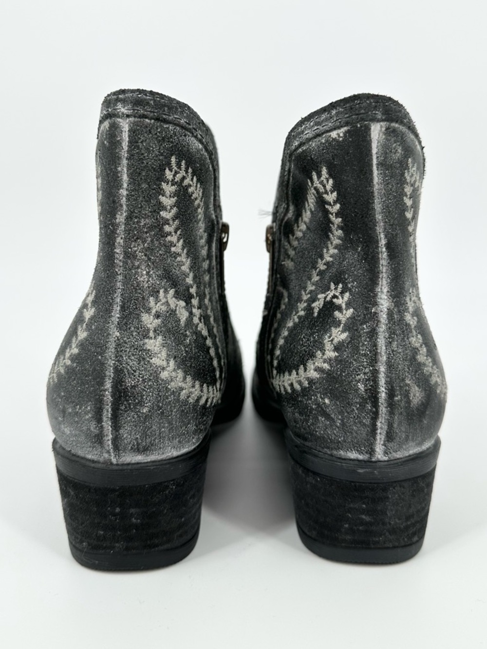 Sterling River Leather Embroidered Ankle Boots - Picture 4 of 10